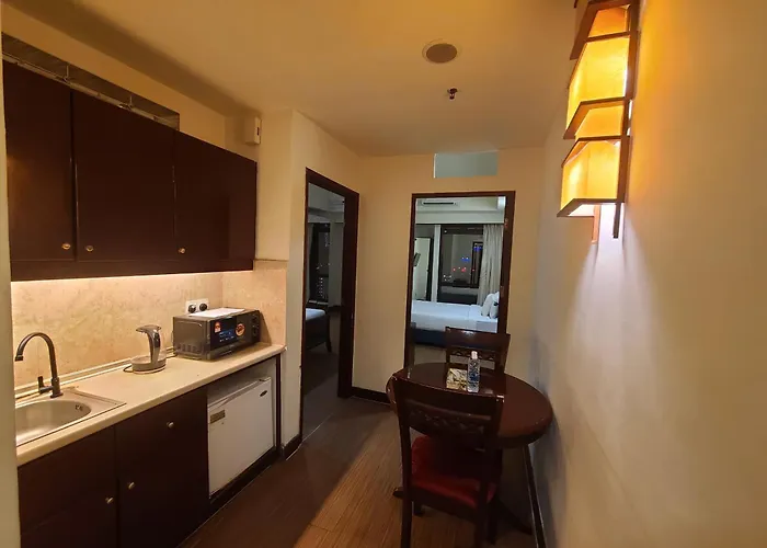 Kl Premier Suites At Times Square