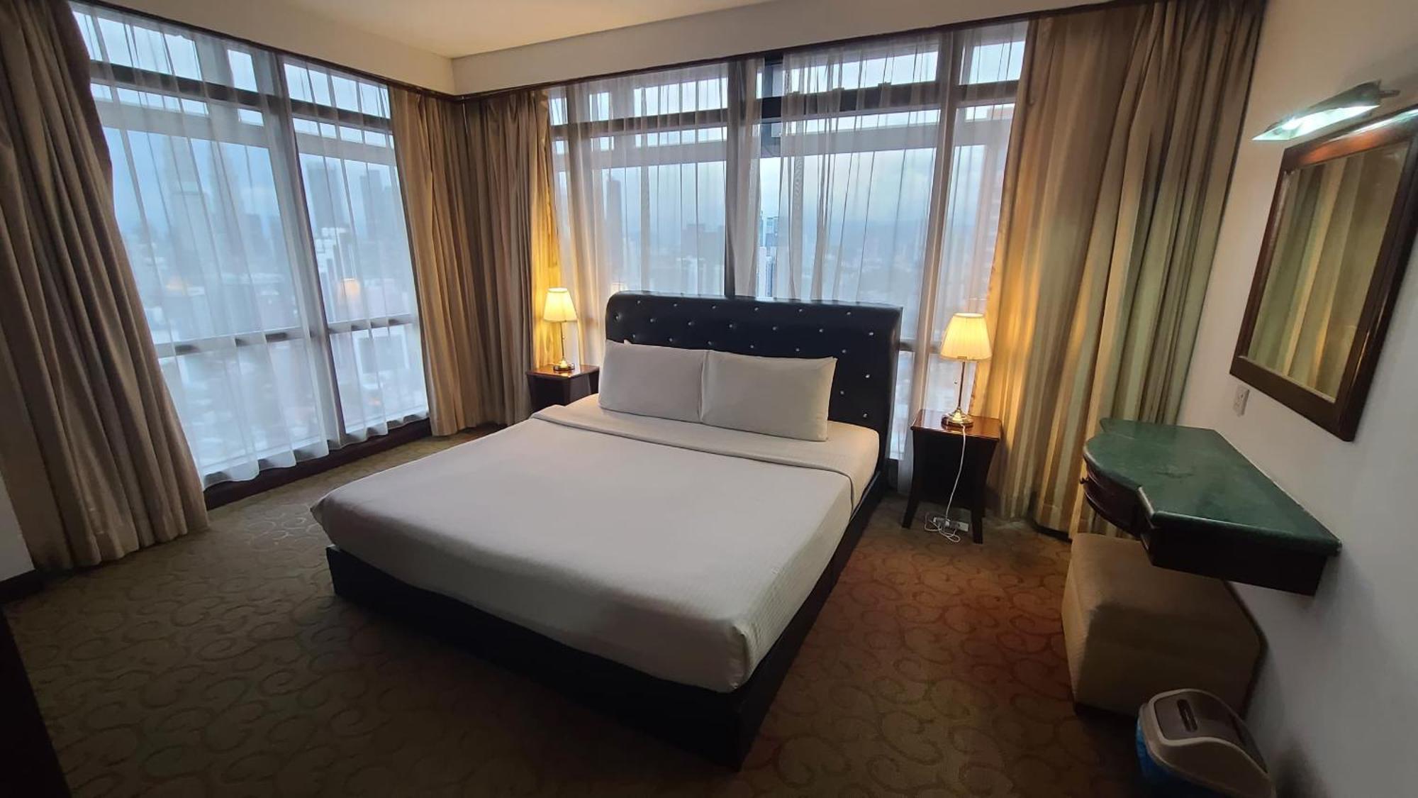 Kl Premier At Times Square Apartment *