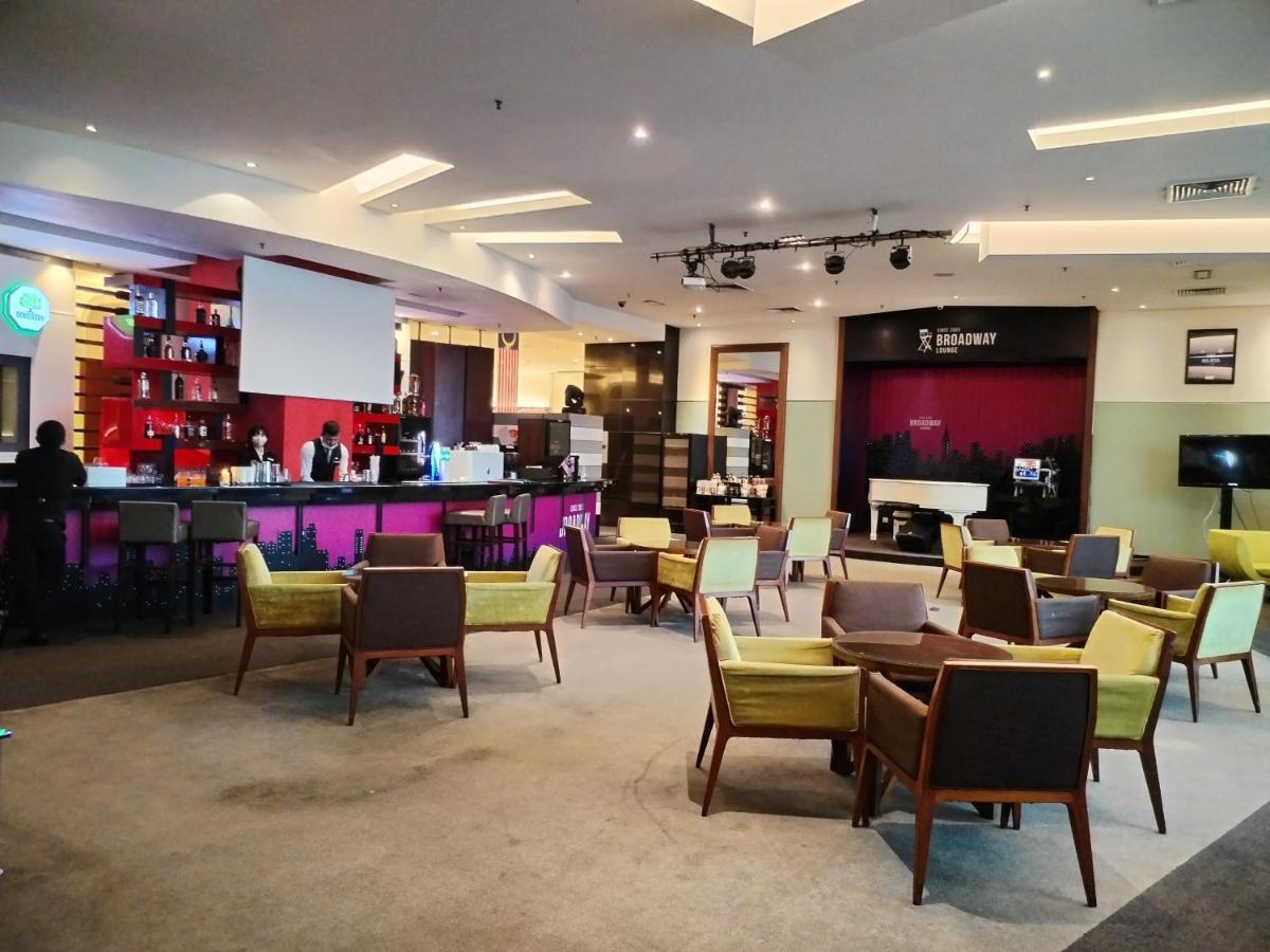 Kl Premier At Times Square Apartment