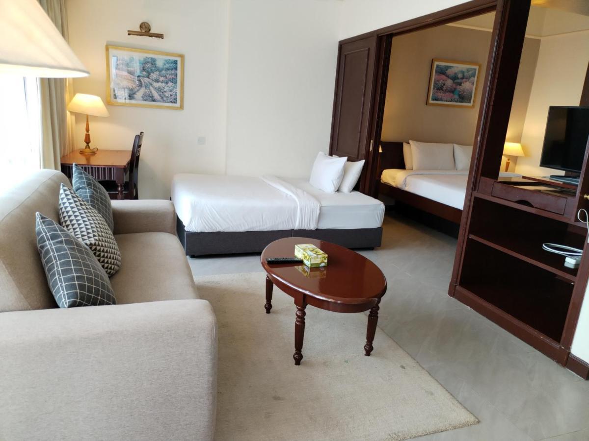 Kl Premier At Times Square Apartment *
